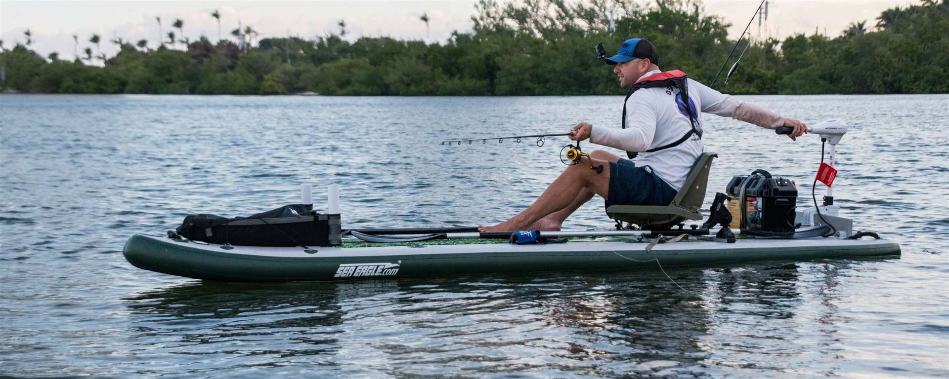 FishSUP™ 126 Inflatable Fishing Stand-Up Paddleboard - Image 5