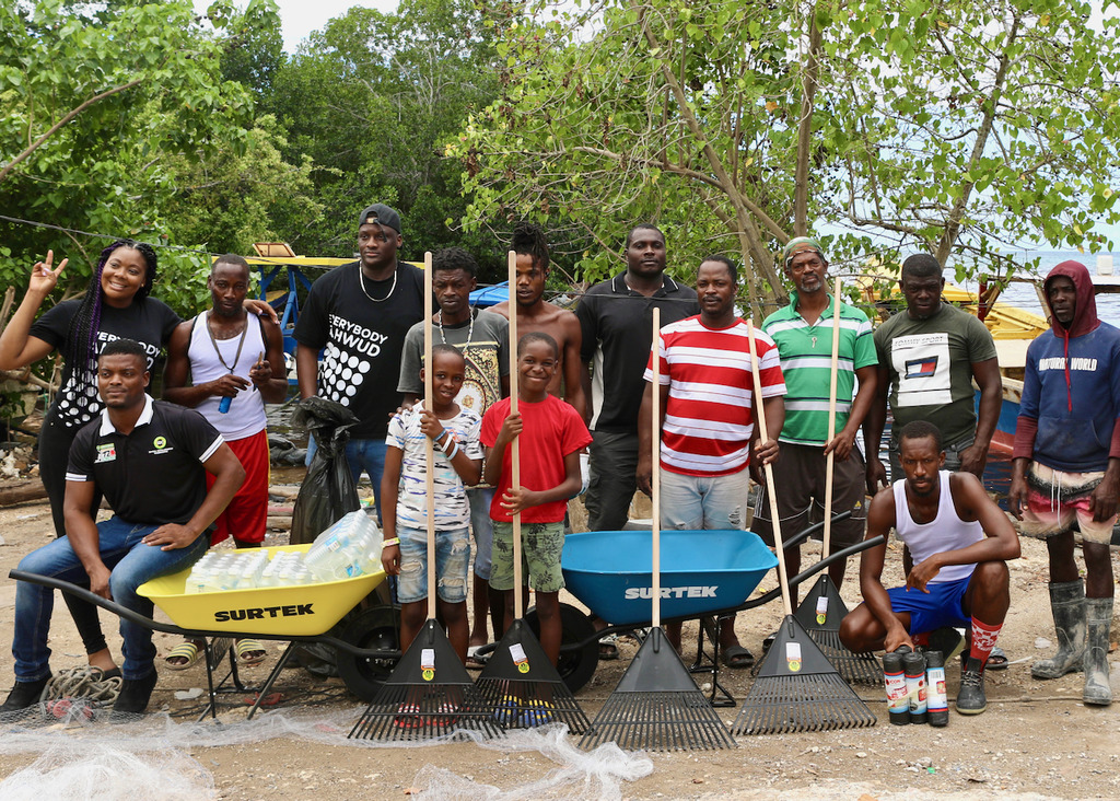 Pig farmer spearheads restoration of fishing village in Sav