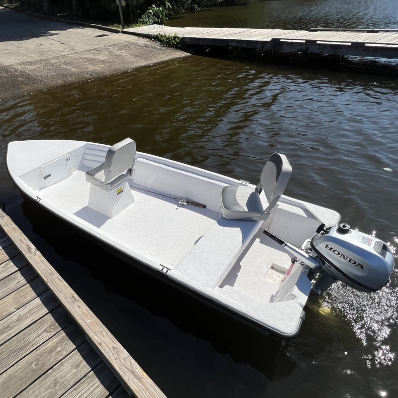V14T Fiberglass Fishing Boat - Image 3