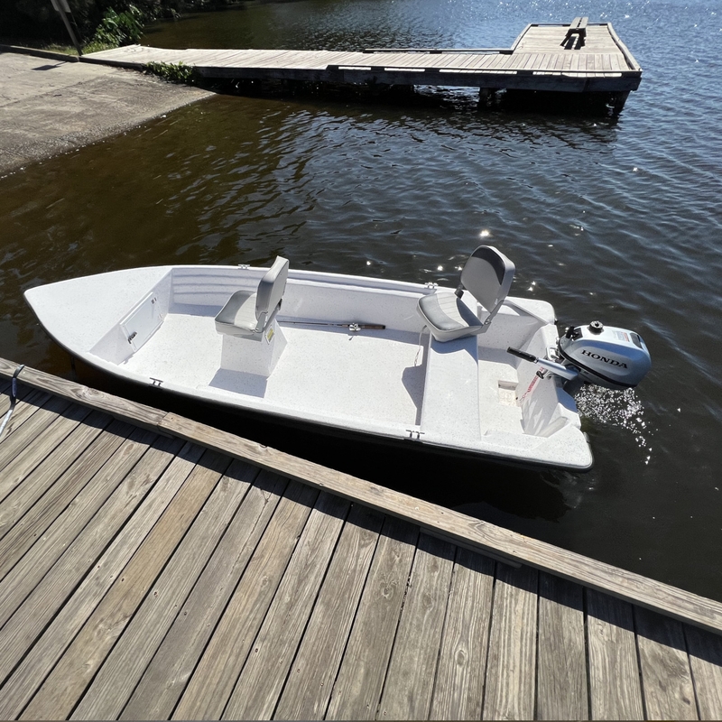 V14T Fiberglass Fishing Boat - Image 7