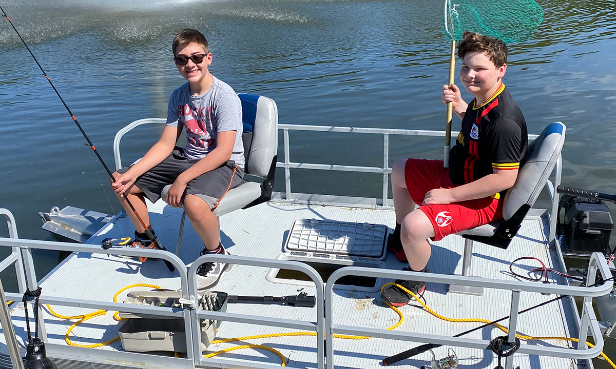 Pond King Sport Aluminum 2-Man Fishing Pontoon Boat - Stable, Low Maintenance - Image 2