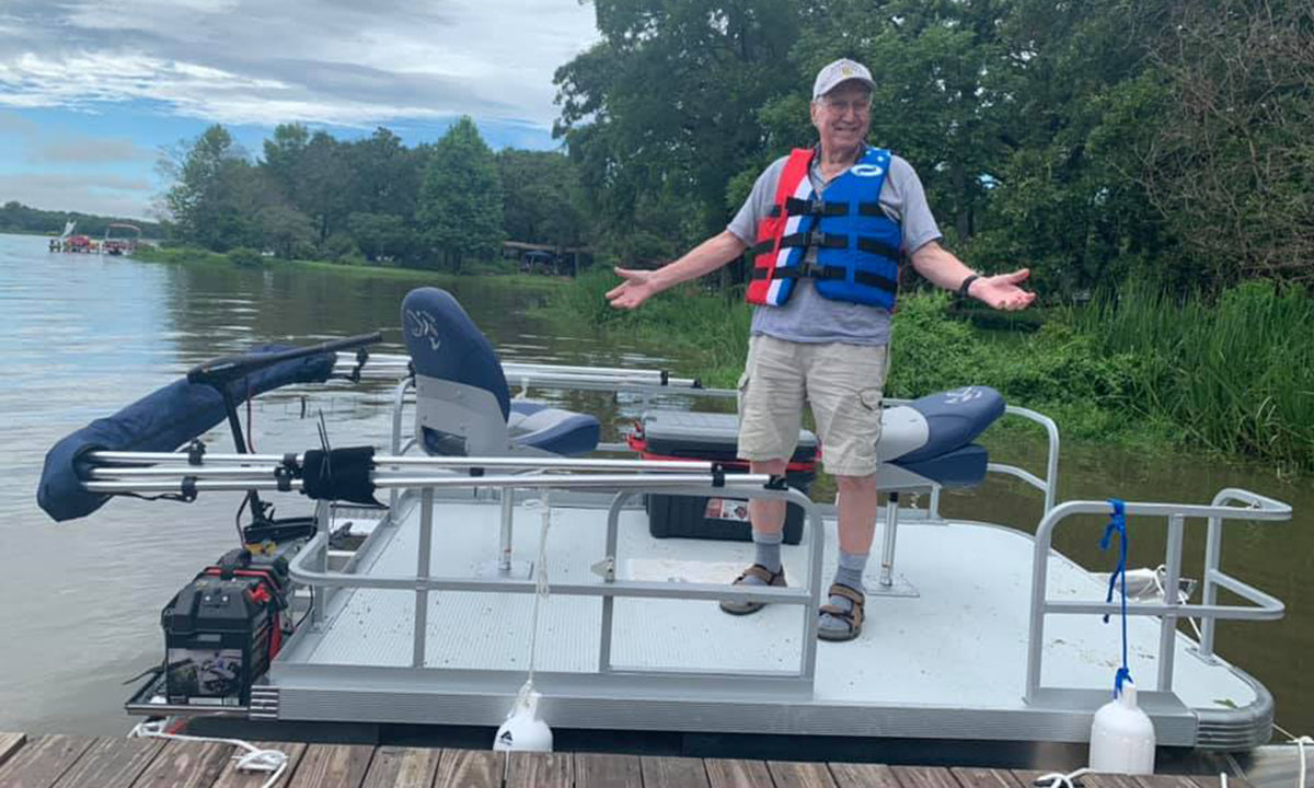 Pond King Sport Aluminum 2-Man Fishing Pontoon Boat - Stable, Low Maintenance - Image 3